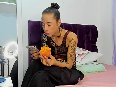 berenicelV online show from September 24, 2:40 am