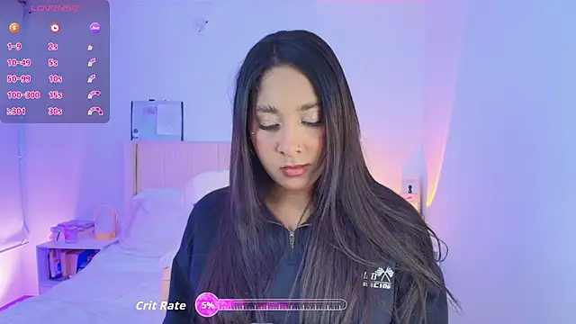 Snapshot of Megan_ale chatting on October 3, 10:11 pm Megan ale online show from October 3, 10:11 pm