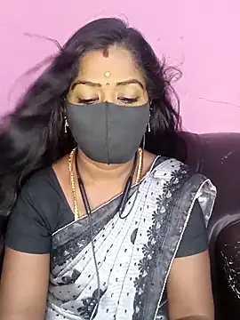 Snapshot of tamilammukuttyy chatting on October 29, 4:11 am tamilammukuttyy online show from October 29, 4:11 am