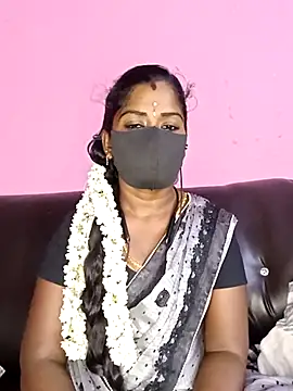 Snapshot of tamilammukuttyy chatting on November 11, 3:07 pm tamilammukuttyy online show from November 11, 3:07 pm