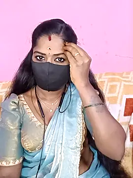 Snapshot of tamilammukuttyy chatting on November 19, 5:18 am tamilammukuttyy online show from November 19, 5:18 am