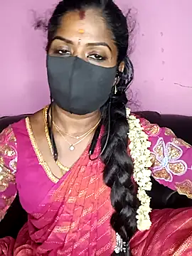 Snapshot of tamilammukuttyy chatting on September 20, 9:31 pm tamilammukuttyy online show from September 20, 9:31 pm