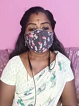 Snapshot of tamilammukuttyy chatting on June 1, 4:28 pm tamilammukuttyy online show from June 1, 4:28 pm
