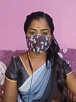 Snapshot of tamilammukuttyy chatting on May 18, 9:14 am tamilammukuttyy online show from May 18, 9:14 am