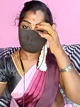 Snapshot of tamilammukuttyy chatting on May 1, 4:34 pm tamilammukuttyy online show from May 1, 4:34 pm