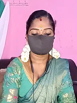 Snapshot of tamilammukuttyy chatting on September 11, 2:22 am tamilammukuttyy online show from September 11, 2:22 am