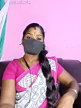 Snapshot of tamilammukuttyy chatting on September 11, 4:29 pm tamilammukuttyy online show from September 11, 4:29 pm