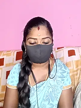 Snapshot of tamilammukuttyy chatting on November 26, 2:44 am tamilammukuttyy online show from November 26, 2:44 am