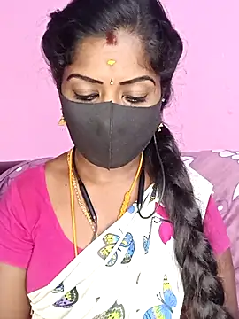Snapshot of tamilammukuttyy chatting on April 28, 5:01 am tamilammukuttyy online show from April 28, 5:01 am