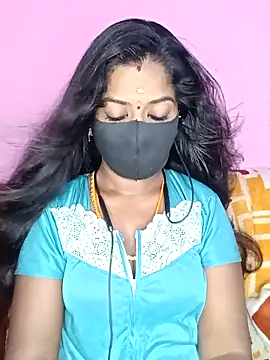 Snapshot of tamilammukuttyy chatting on December 3, 2:45 am tamilammukuttyy online show from December 3, 2:45 am