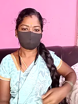 Snapshot of tamilammukuttyy chatting on October 30, 9:55 pm tamilammukuttyy online show from October 30, 9:55 pm