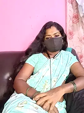 Snapshot of tamilammukuttyy chatting on October 24, 5:34 pm tamilammukuttyy online show from October 24, 5:34 pm