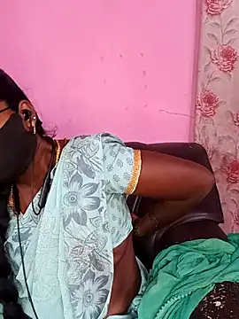 Snapshot of tamilammukuttyy chatting on October 30, 9:29 am tamilammukuttyy online show from October 30, 9:29 am