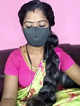 Snapshot of tamilammukuttyy chatting on September 26, 3:57 am tamilammukuttyy online show from September 26, 3:57 am