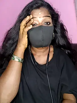 Snapshot of tamilammukuttyy chatting on October 4, 5:47 pm tamilammukuttyy online show from October 4, 5:47 pm