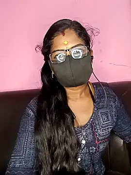 Snapshot of tamilammukuttyy chatting on November 14, 7:23 am tamilammukuttyy online show from November 14, 7:23 am