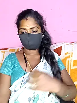 Snapshot of tamilammukuttyy chatting on November 15, 2:43 pm tamilammukuttyy online show from November 15, 2:43 pm