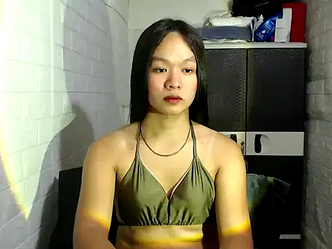 yourstripCy online show from October 14, 7:42 am