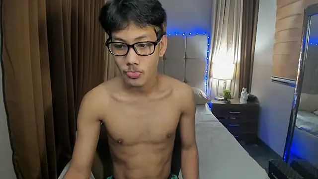 fucking hot2 online show from September 13, 11:05 pm