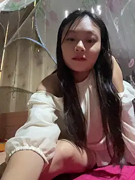 mai-xinh online show from October 18, 11:29 pm