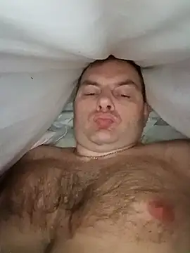 SummerArthur online show from March 9, 8:45 pm