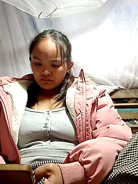 xinhxinhcute online show from November 1, 12:32 pm