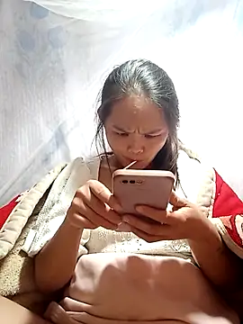 xinhxinhcute online show from October 27, 9:32 am