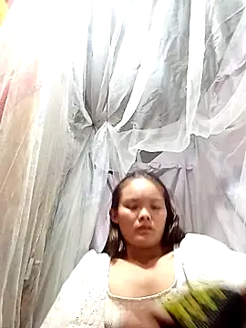 xinhxinhcute online show from October 7, 2:12 am