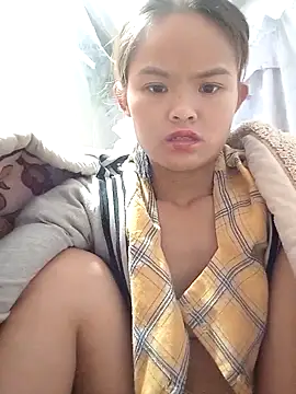 xinhxinhcute online show from September 29, 10:48 pm