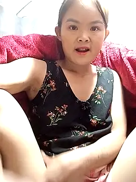 xinhxinhcute online show from November 12, 3:32 am