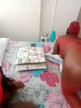 Creamy Chocolatex online show from February 14, 5:51 am