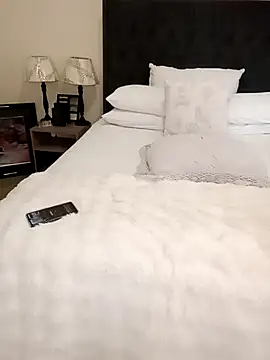 Creamy Chocolatex online show from October 27, 5:08 am