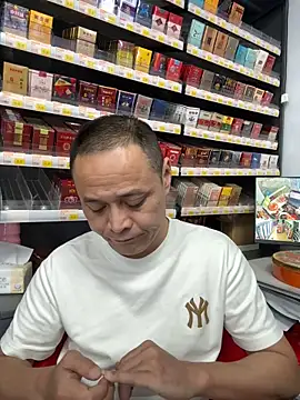 dajiba4718 online show from November 10, 11:37 am