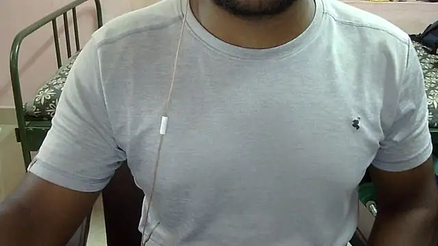 x boyy x online show from December 2, 6:59 am