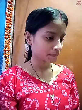 Hot Mayra  online show from October 27, 7:31 am