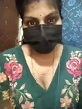 Snapshot of Nithiila chatting on October 6, 1:12 pm Nithiila online show from October 6, 1:12 pm