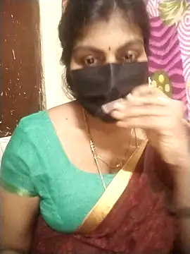 Snapshot of Nithiila chatting on September 22, 8:20 am Nithiila online show from September 22, 8:20 am