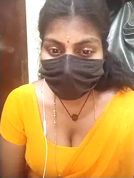 Snapshot of Nithiila chatting on February 25, 3:45 pm Nithiila online show from February 25, 3:45 pm