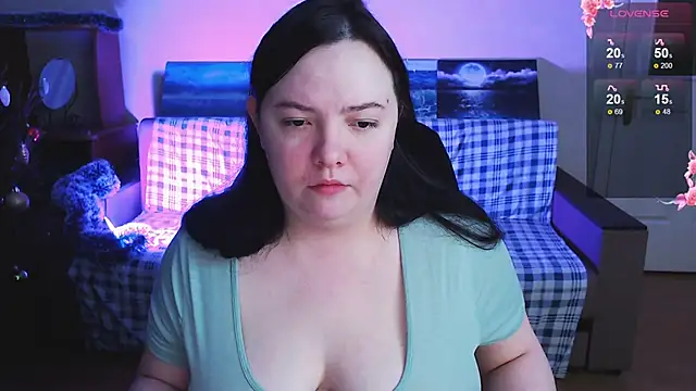 EmillyBones online show from January 9, 7:21 pm