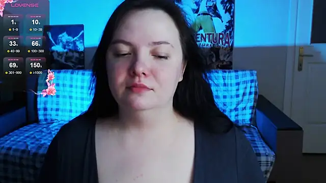 Snapshot of EmillyBones chatting on April 24, 7:49 pm EmillyBones online show from April 24, 7:49 pm
