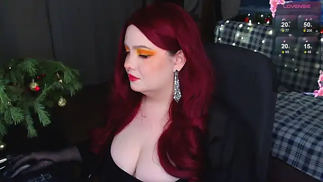 EmillyBones online show from December 22, 7:25 pm