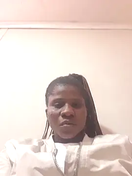 Snapshot of UnironedSandfly chatting on October 8, 9:00 am UnironedSandfly online show from October 8, 9:00 am
