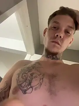 Duanennnn online show from November 5, 7:44 am