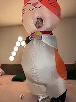 -Meowy- online show from February 28, 1:38 am