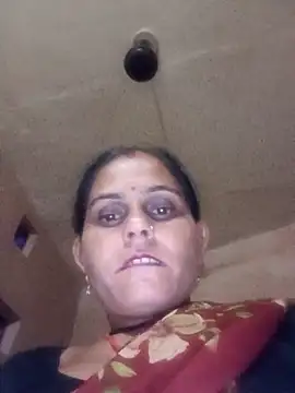 Snapshot of Hot_rachnasexy chatting on May 10, 1:57 pm Hot rachnasexy online show from May 10, 1:57 pm
