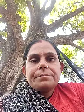 Snapshot of Hot_rachnasexy chatting on June 5, 5:56 am Hot rachnasexy online show from June 5, 5:56 am