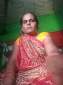 Snapshot of Hot_rachnasexy chatting on June 13, 8:45 am Hot rachnasexy online show from June 13, 8:45 am