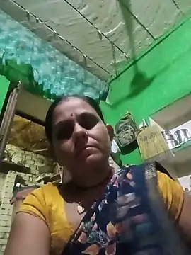Snapshot of Hot_rachnasexy chatting on June 9, 4:52 pm Hot rachnasexy online show from June 9, 4:52 pm