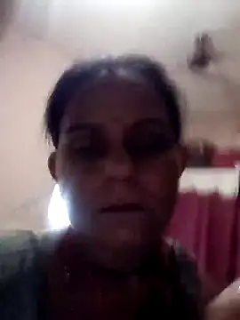 Snapshot of Hot_rachnasexy chatting on May 8, 1:31 am Hot rachnasexy online show from May 8, 1:31 am
