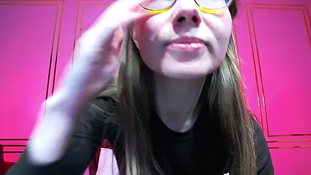 JessieJuss online show from April 13, 5:06 pm